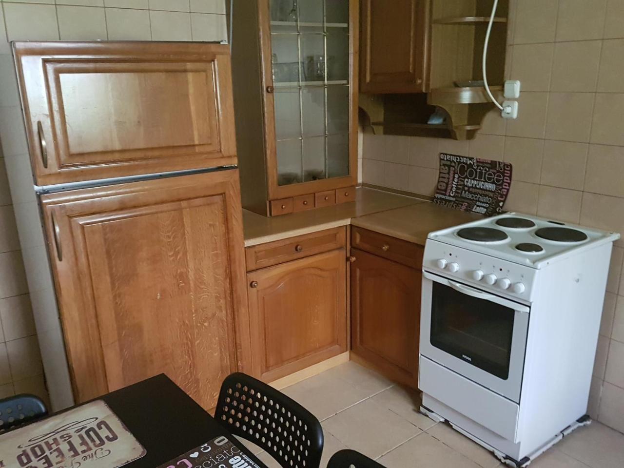 G-George Apartments By The Sea And Airport Liadha Ngoại thất bức ảnh
